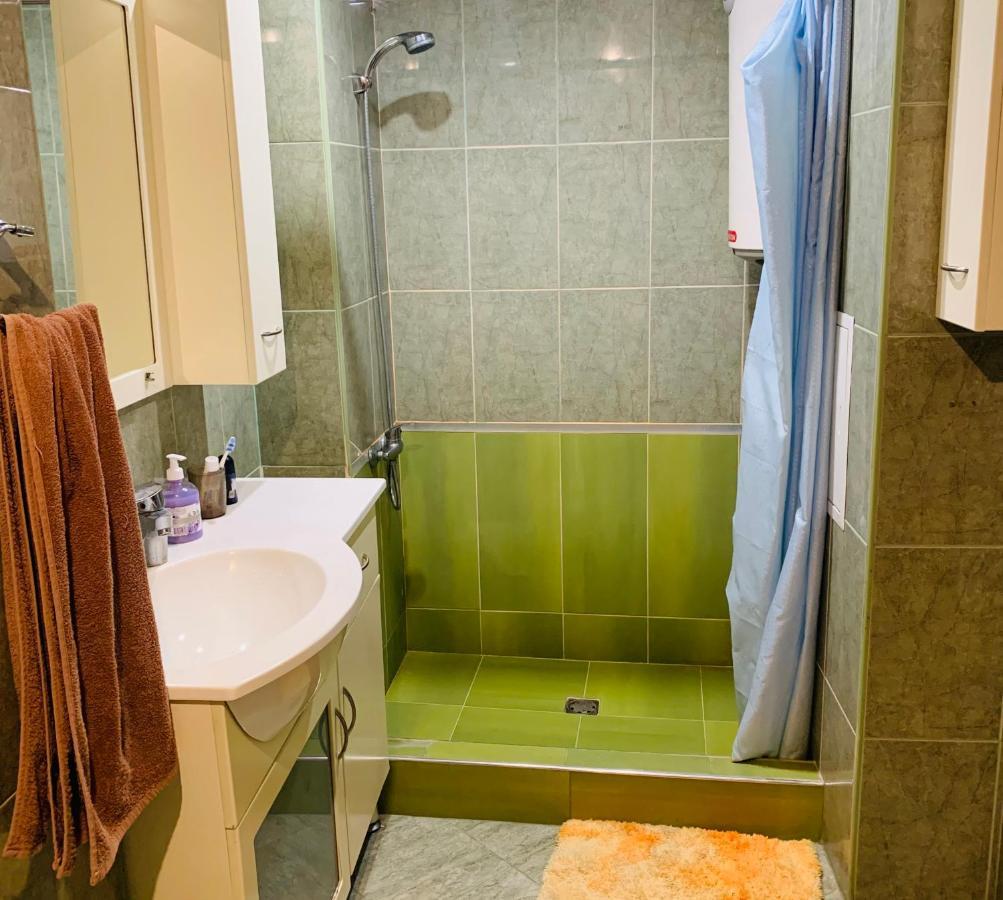 Cozy Apartment Near Republic Square Erévan Extérieur photo